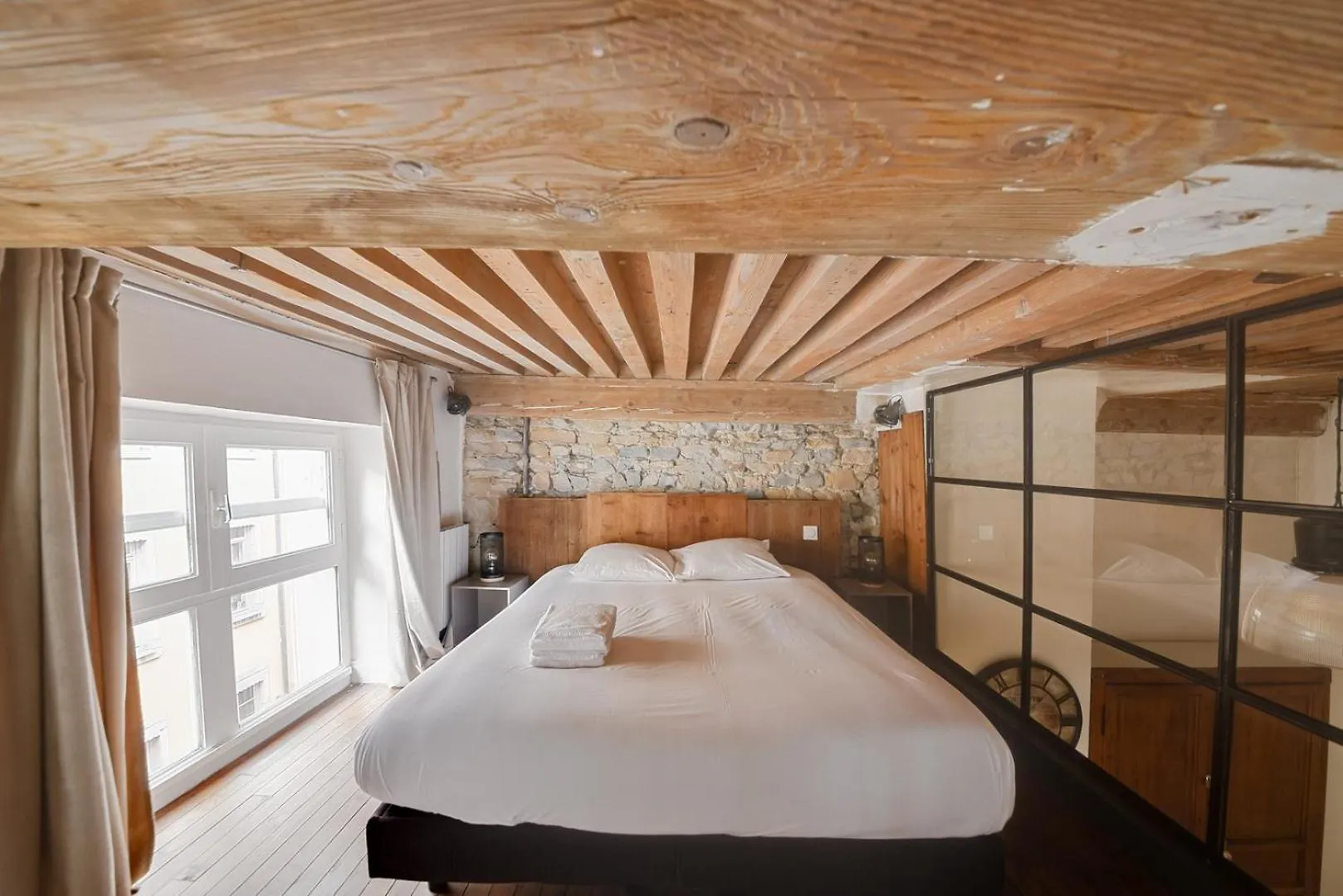 Lejlighed Guestready - Magnificent Duplex Canut Hypercentre Lyon Frankrig