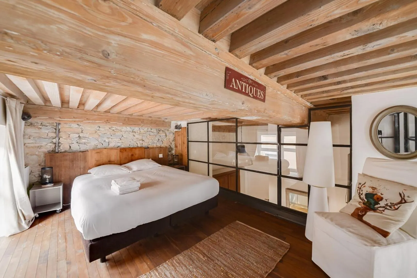 Guestready - Magnificent Duplex Canut Hypercentre Lyon 0*,
